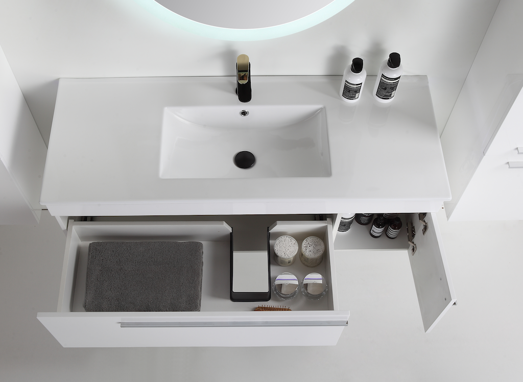 Badezimmermöbel 120 cm – 5-tlg Set Weiß Hochglanz LED