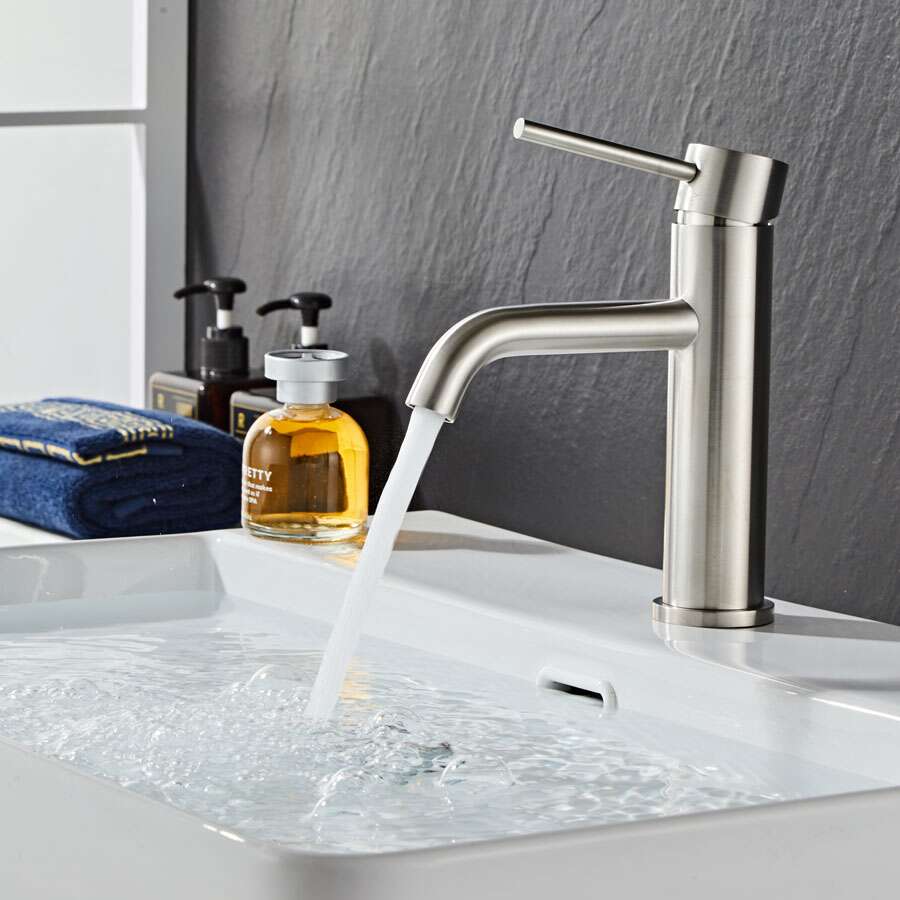 Feno Armatur – Verchromte Edelstahl-Armatur für Bad & Küche mit Keramikventil