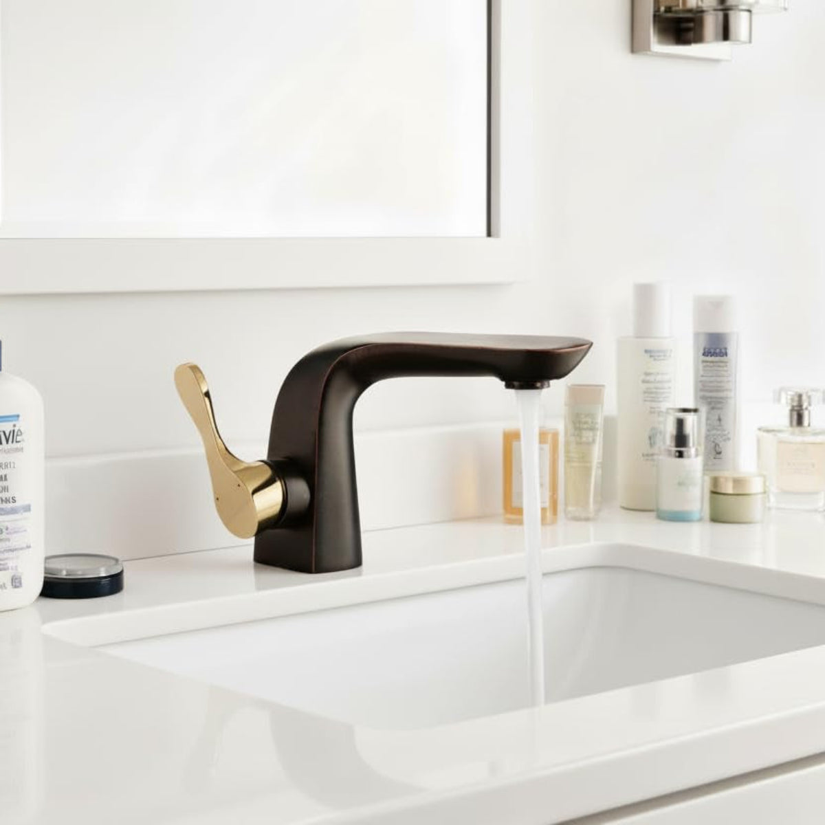 Küchenarmatur mit 360° Schwenkauslauf – Hochwertiger Wasserhahn aus Messing mit Zugbrause & Keramikkartusche