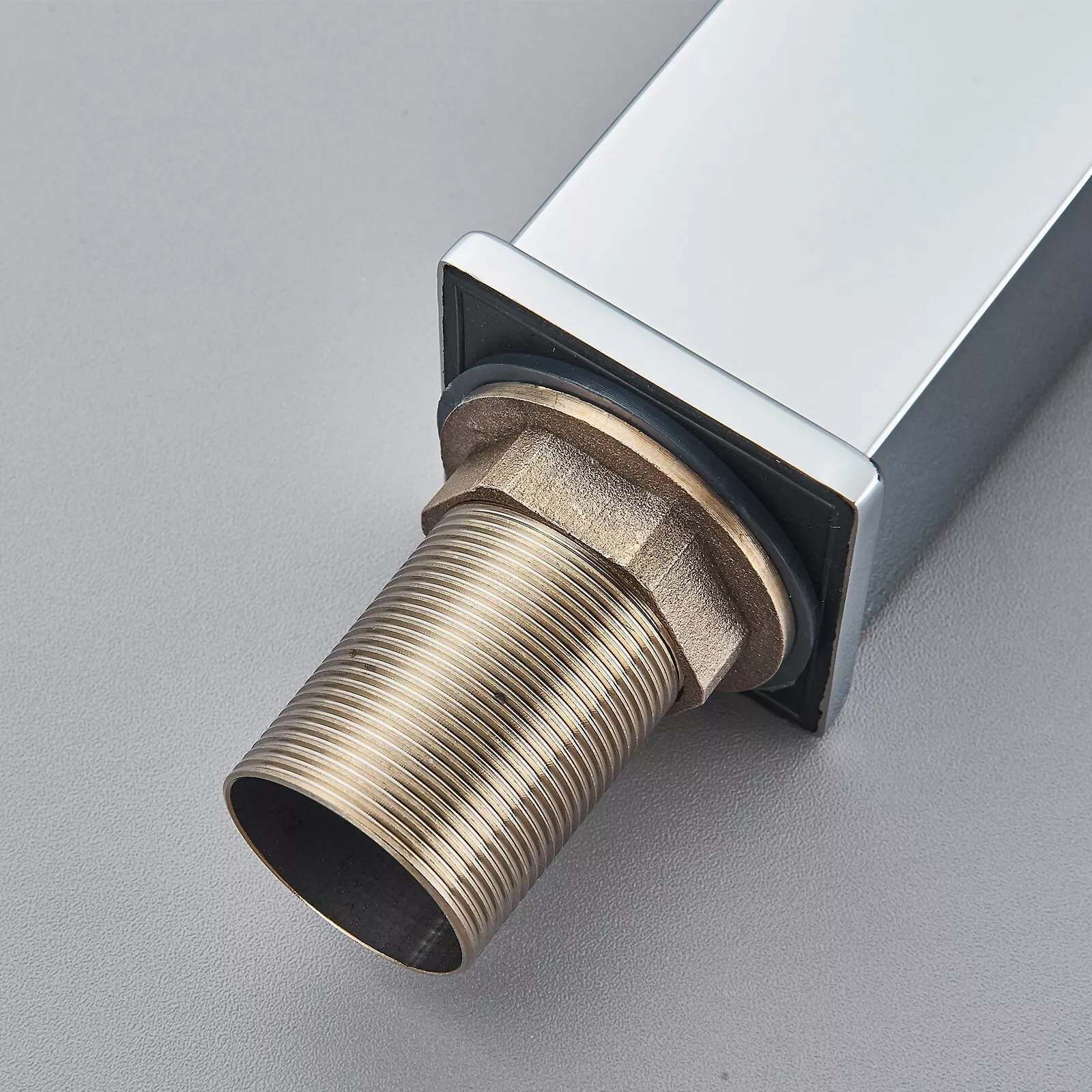 Wasserfall Waschtischarmatur Chrom – Designer-Armatur aus Messing mit Einhebelmischer & Wasserfall-Auslauf