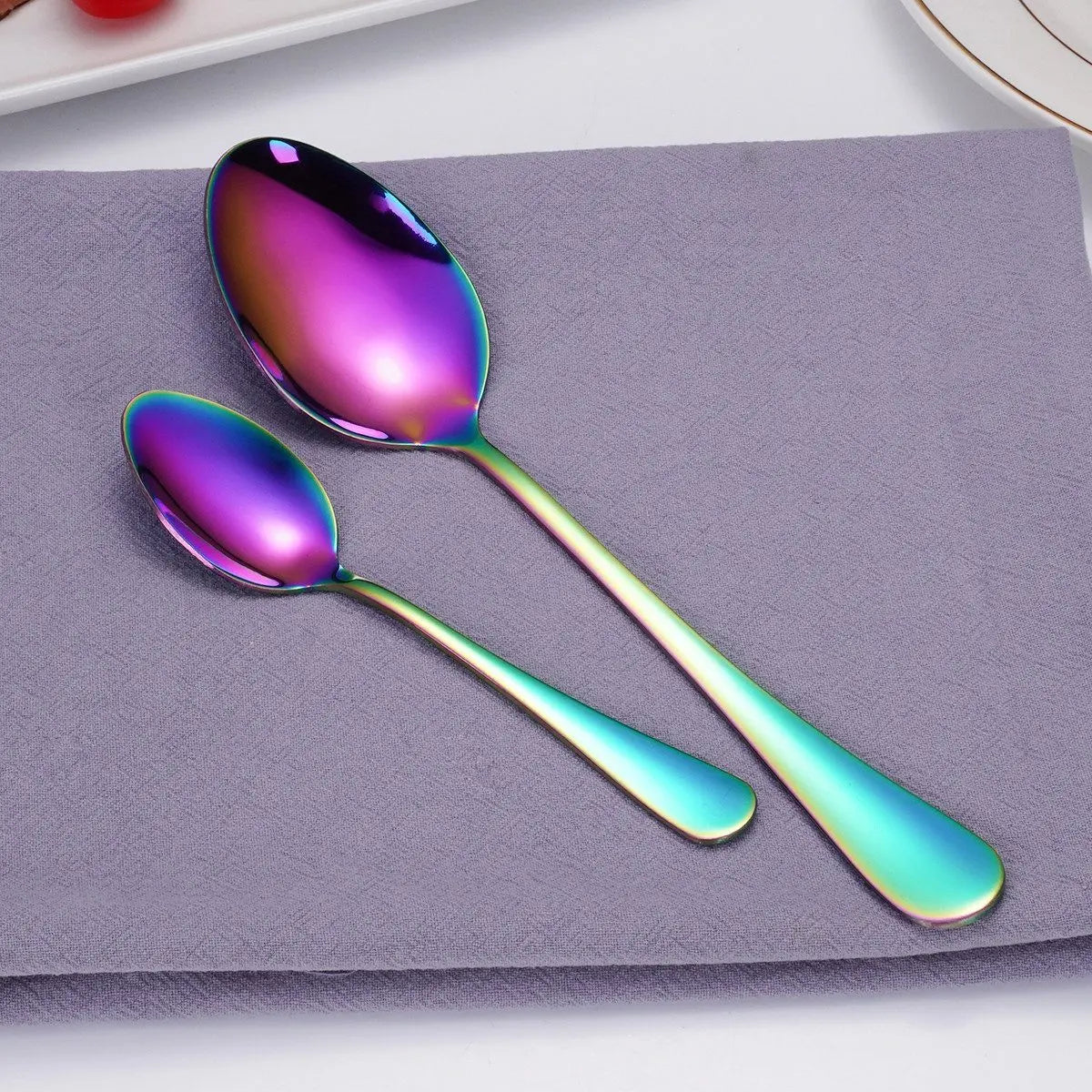 Faizee Home Besteck-Set aus Edelstahl – 5 Farben, spülmaschinengeeignet & mit Geschenkbox