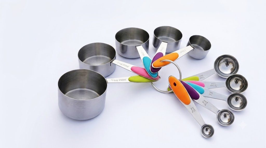Faizee Home Messbecher & Messlöffel Set 10-teilig – Edelstahl mit Silikongriffen – Stapelbar für Kochen & Backen